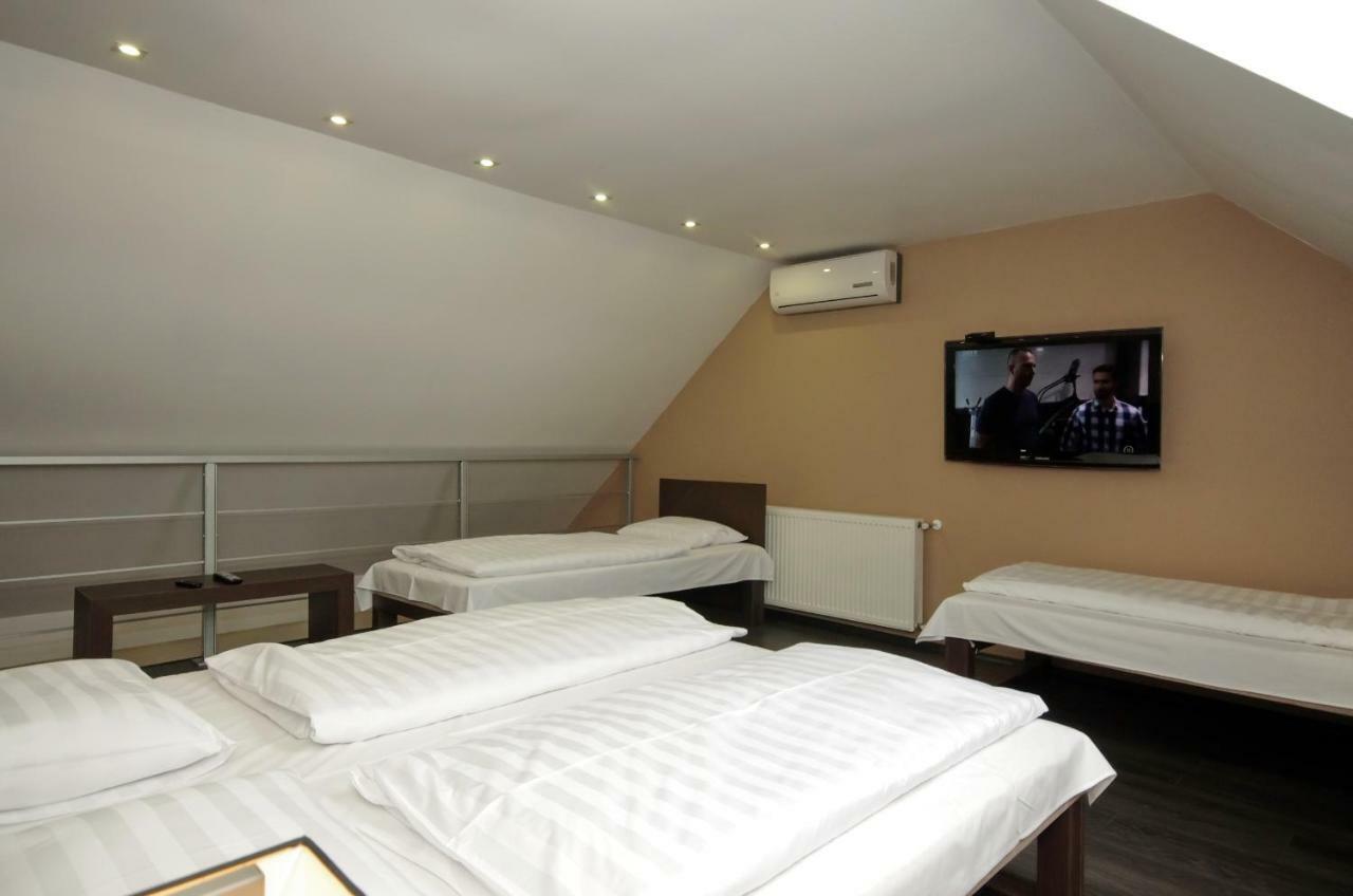 Royal Residence Apartments Gyula Bagian luar foto